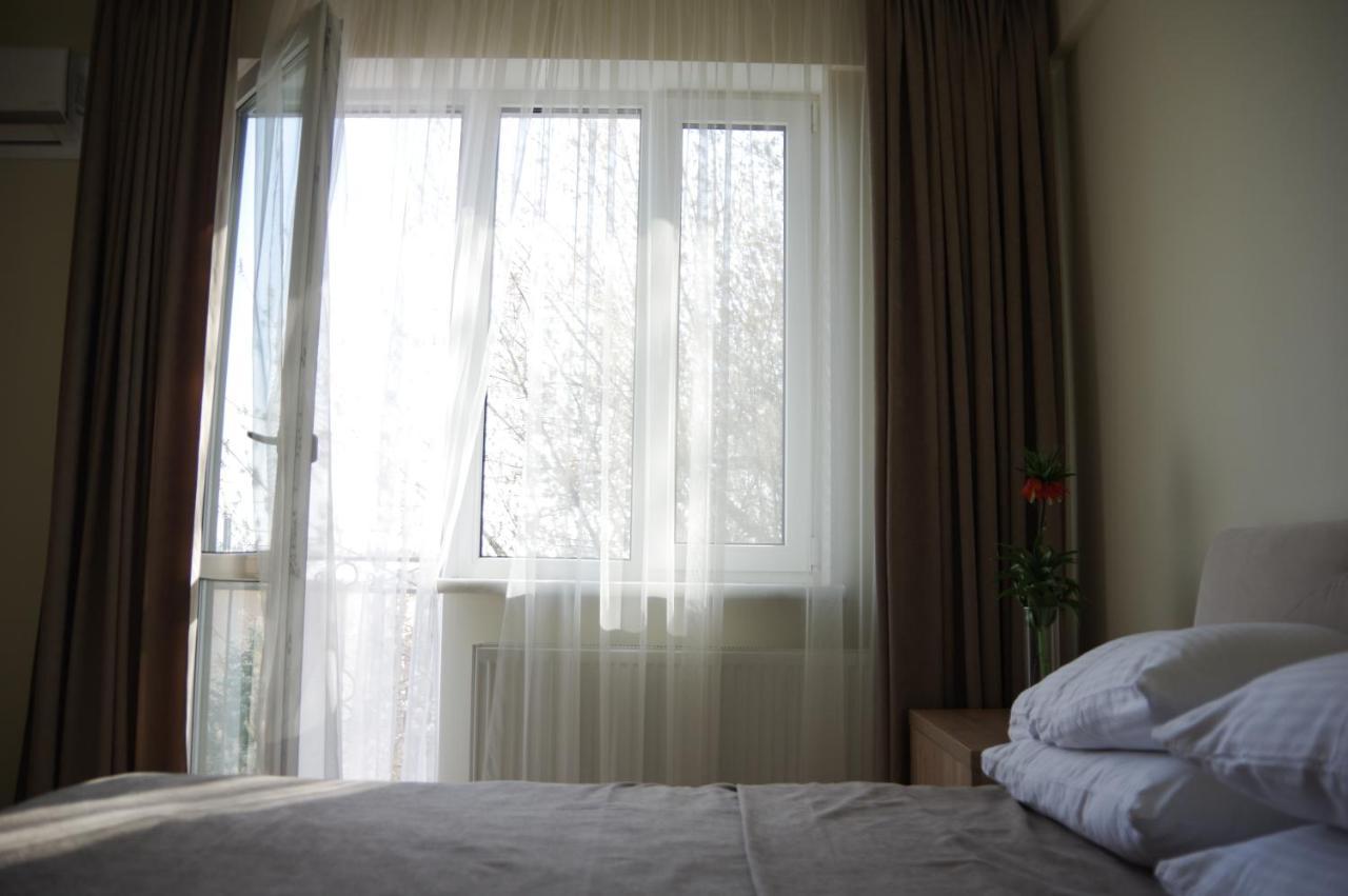 Chiernomorskie Apartamenty Odessa Exterior photo